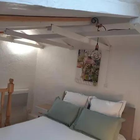 Garden Annexe 2 بيت للعطل *